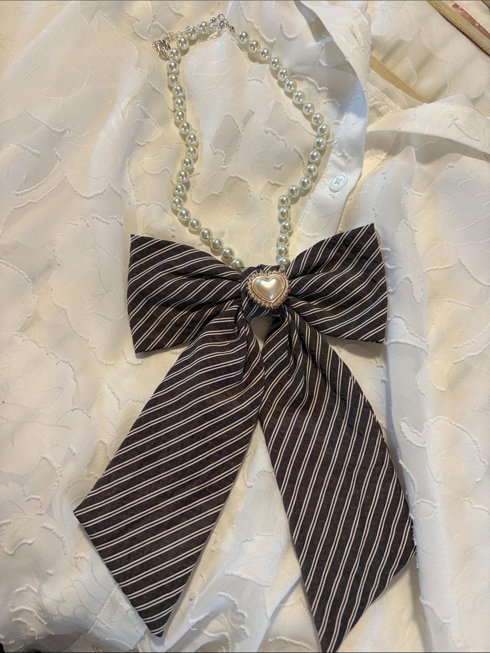 Pearl Beaded Bow Necklace with Heart Accent - Stripes